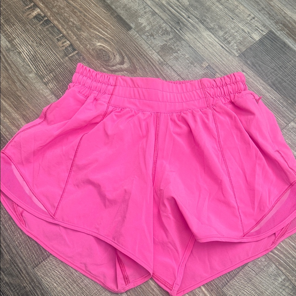 Lululemon Hotty Hot Shorts, EUC, Size 4
